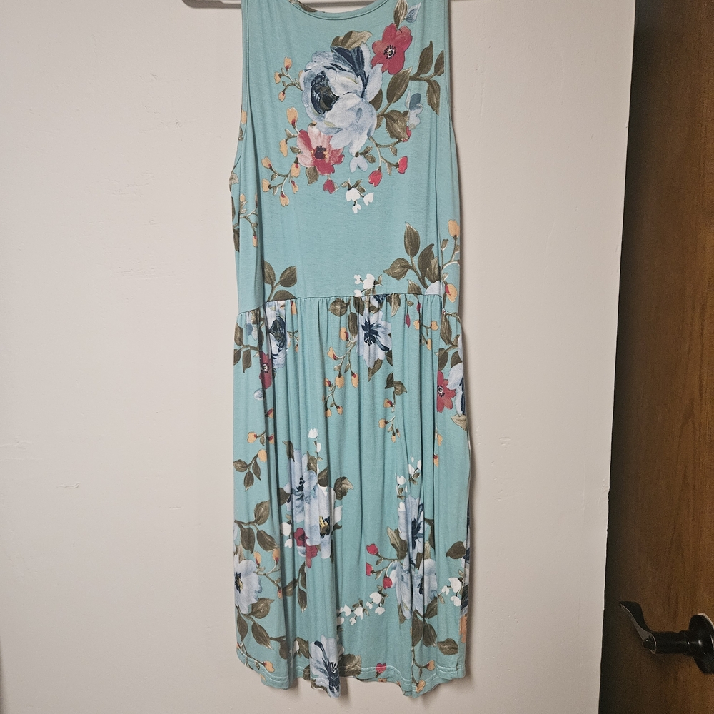 2 Floral Sleeveless Dresses